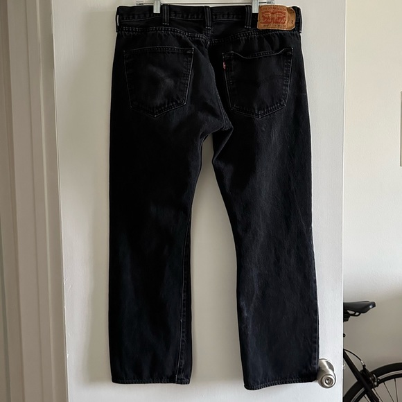 Levi Strauss Levi’s Black 501 Straight Leg Classic Denim Jeans Size 38X30 EUC - Picture 6 of 12
